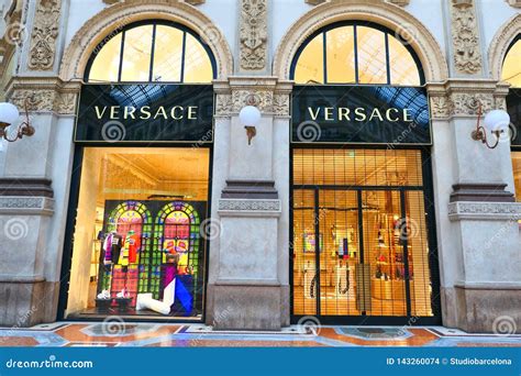 is versace still in business.